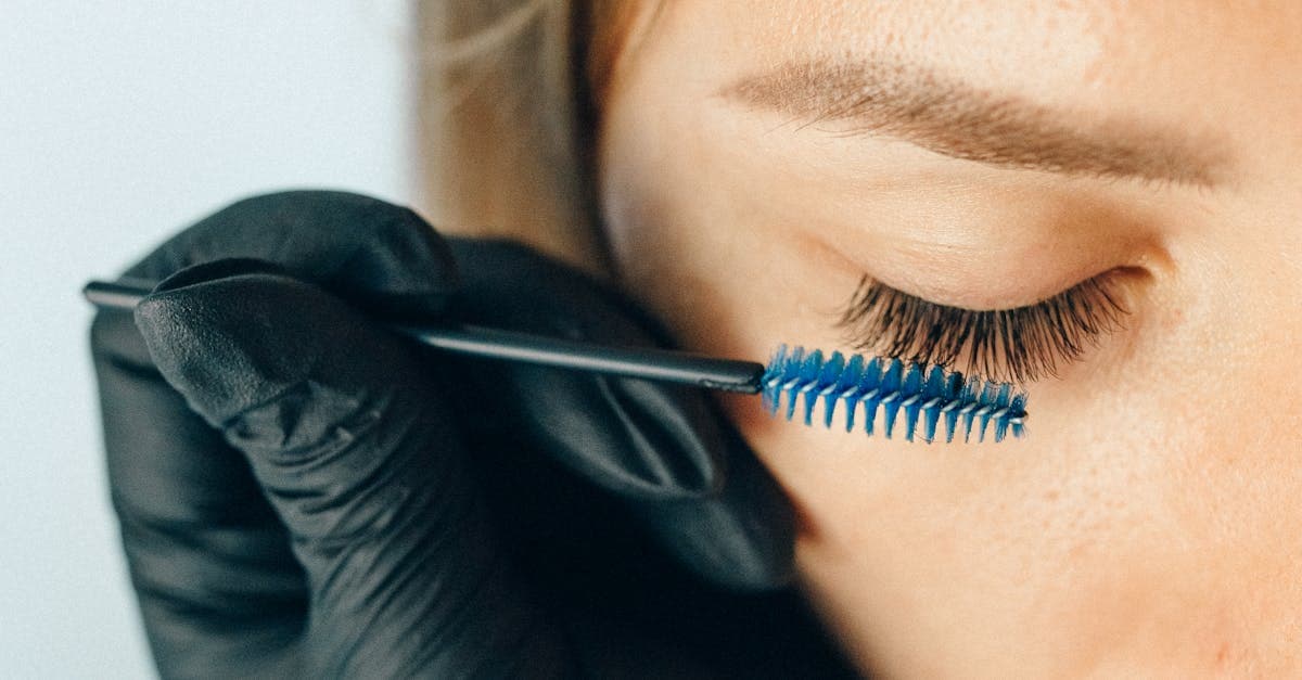 Cover image for Unlock Your Beauty Potential: Creative Makeup Courses for Everyone